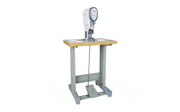 Capsator electronic, cu un cap model V-T818E Masini de cusut industriale - A EOL SRL