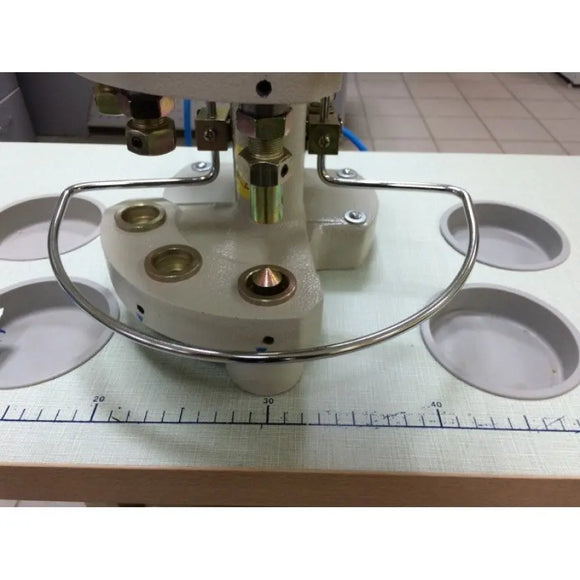 Capsator pneumatic cu trei capete J-93A Masini de cusut industriale - A EOL SRL