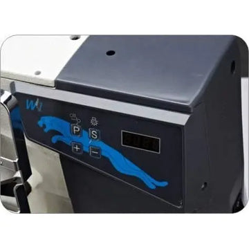 Masina de cusut cu acoperire, tip Uberdeck MAQI W1